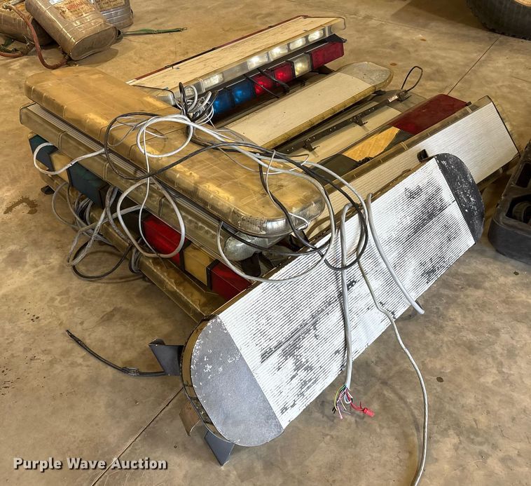 image for item OB9434 (13) emergency light bars