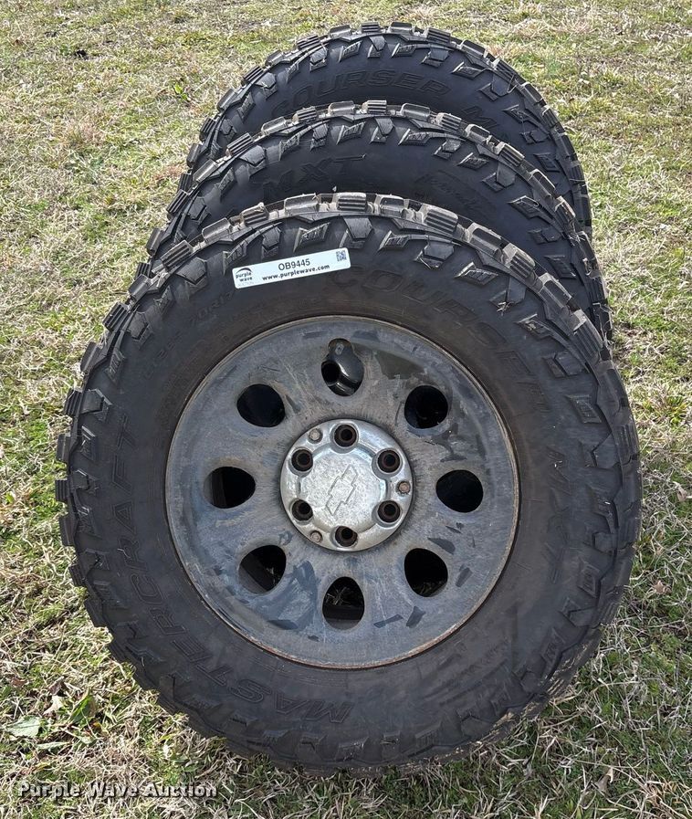 image for item OB9445 (4) Mastercraft LT265/70R17 wheels and tires