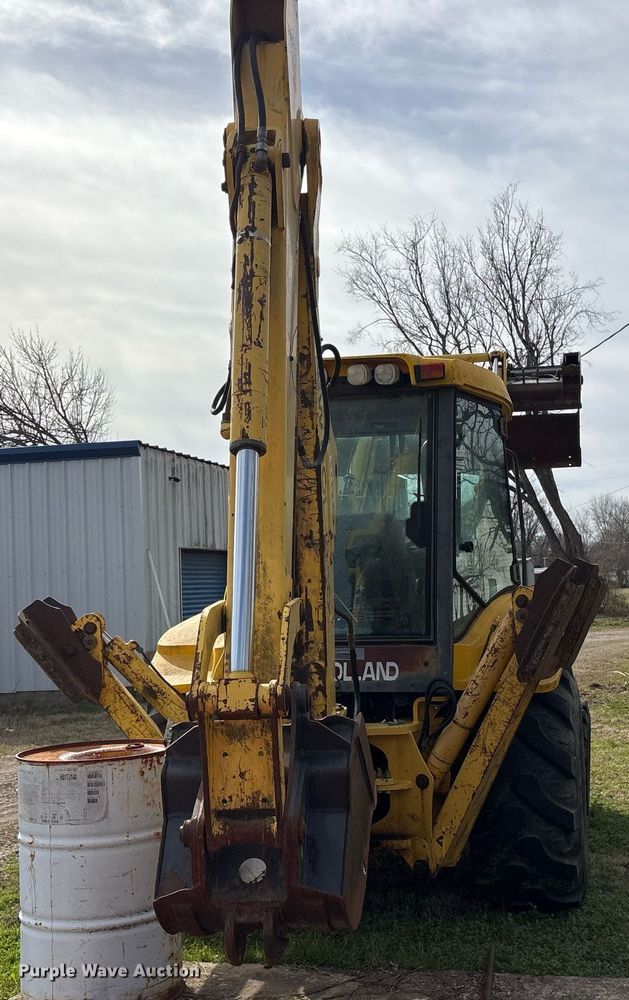 image for item OB9448 2002 New Holland LB110 backhoe