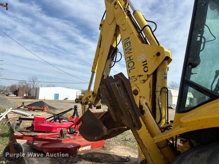 image for item OB9448 2002 New Holland LB110 backhoe