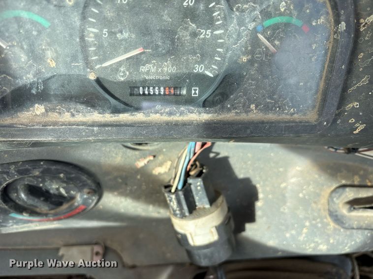 image for item OB9448 2002 New Holland LB110 backhoe