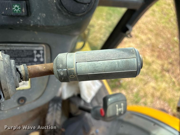 image for item OB9448 2002 New Holland LB110 backhoe