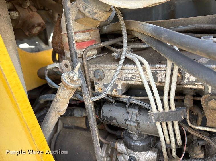 image for item OB9448 2002 New Holland LB110 backhoe