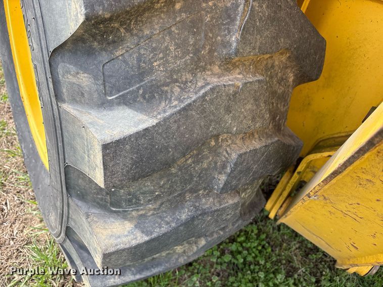 image for item OB9448 2002 New Holland LB110 backhoe