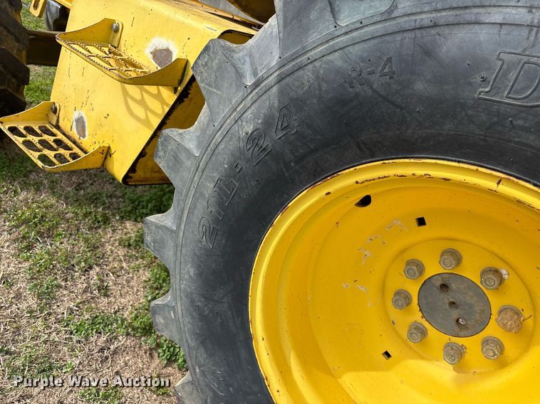 image for item OB9448 2002 New Holland LB110 backhoe