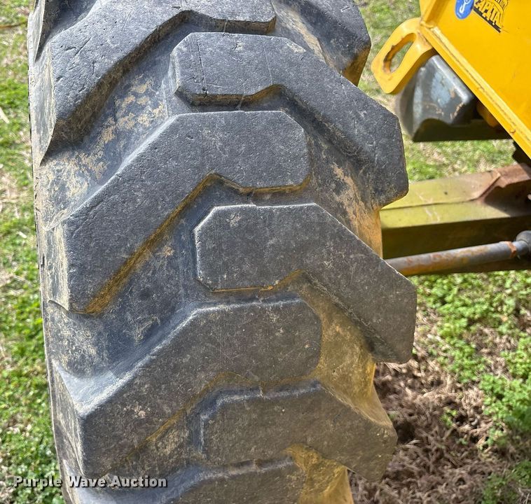 image for item OB9448 2002 New Holland LB110 backhoe