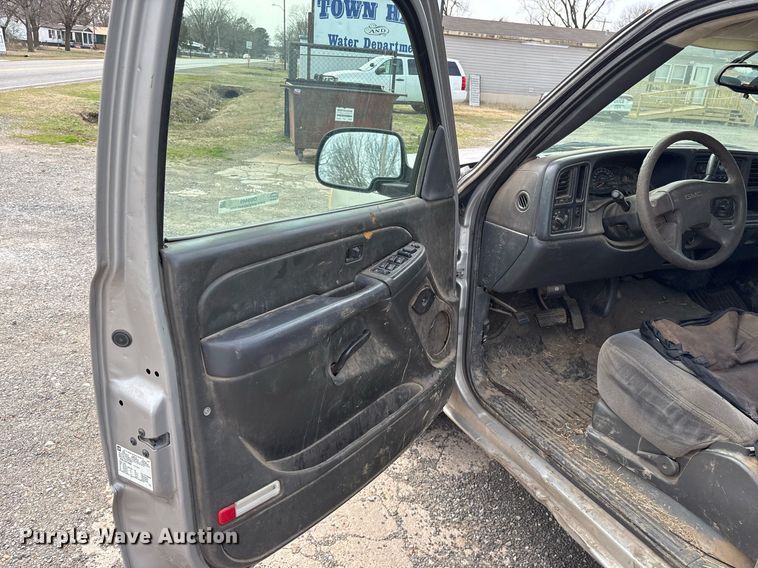 image for item OB9449 2006 GMC Sierra 1500 Crew Cab pickup truck