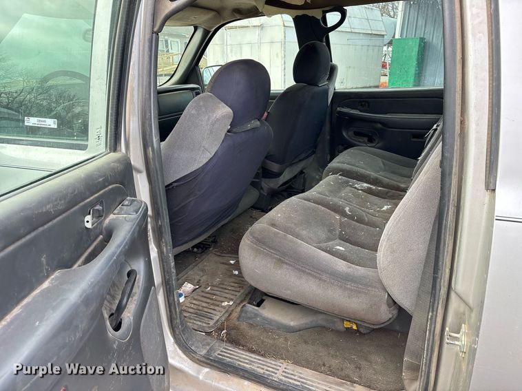 image for item OB9449 2006 GMC Sierra 1500 Crew Cab pickup truck