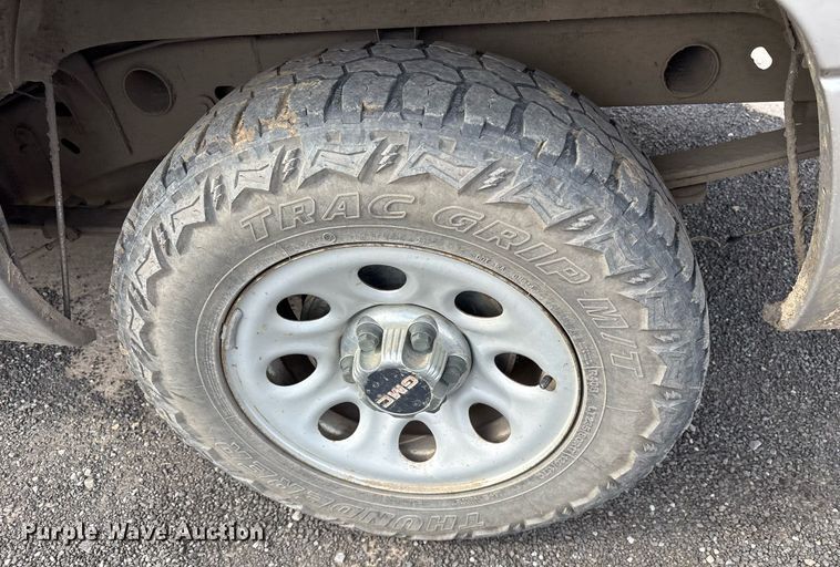 image for item OB9449 2006 GMC Sierra 1500 Crew Cab pickup truck