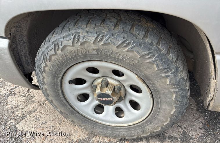 image for item OB9449 2006 GMC Sierra 1500 Crew Cab pickup truck