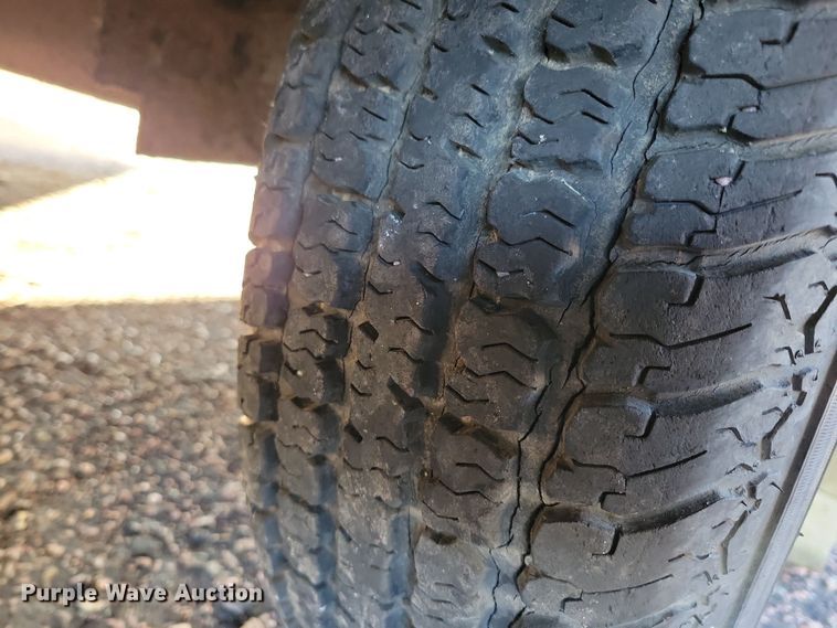 image for item OH9422 2004 DCT enclosed snowmobile trailer