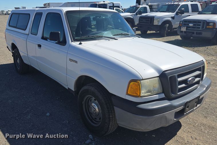 image for item YA0318 2005 Ford Ranger SuperCab pickup truck