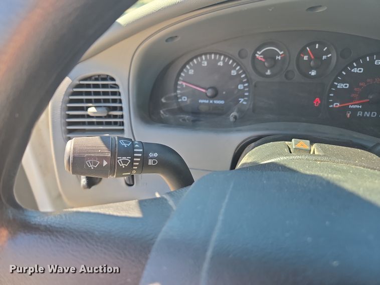 image for item YA0318 2005 Ford Ranger SuperCab pickup truck