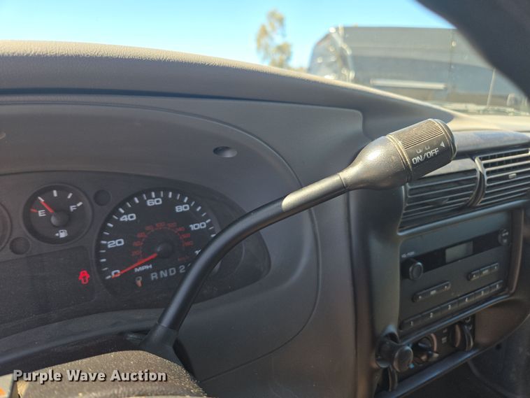 image for item YA0318 2005 Ford Ranger SuperCab pickup truck