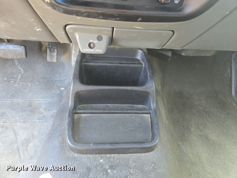 image for item YA0318 2005 Ford Ranger SuperCab pickup truck