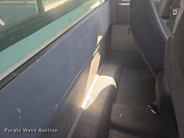 image for item YA0318 2005 Ford Ranger SuperCab pickup truck