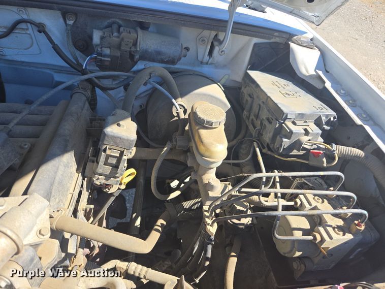 image for item YA0318 2005 Ford Ranger SuperCab pickup truck