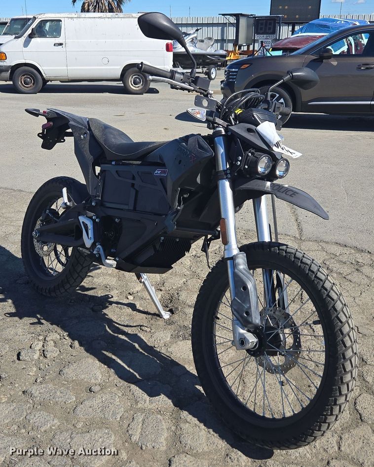 image for item YA0332 2016 Zero FX motorcycle