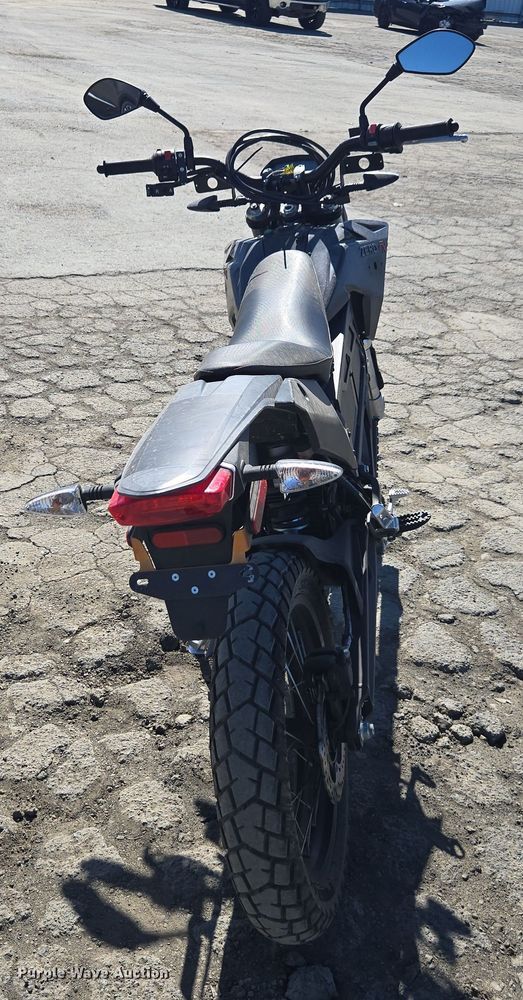 image for item YA0332 2016 Zero FX motorcycle