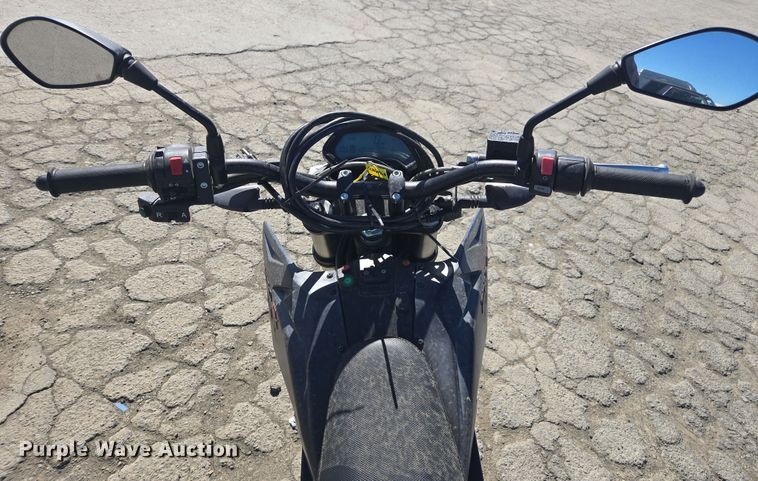 image for item YA0332 2016 Zero FX motorcycle