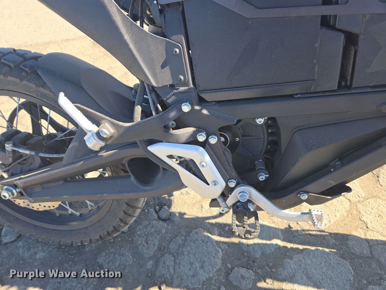 image for item YA0332 2016 Zero FX motorcycle