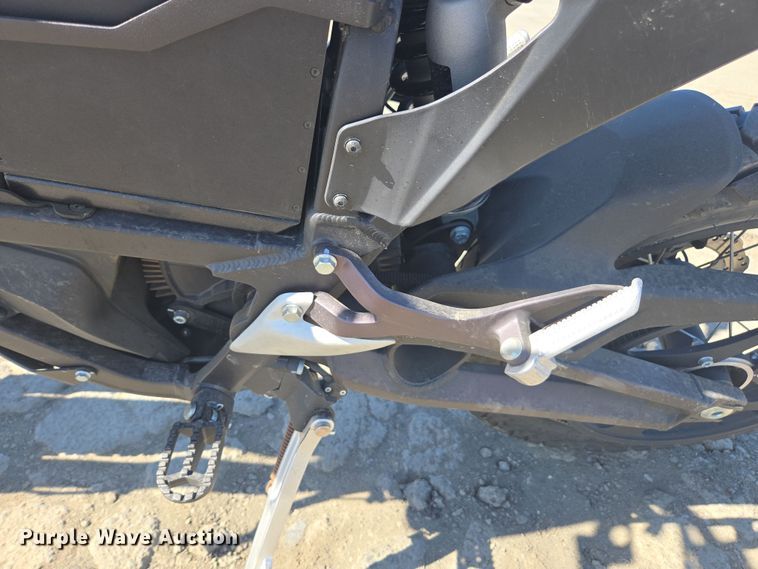 image for item YA0332 2016 Zero FX motorcycle