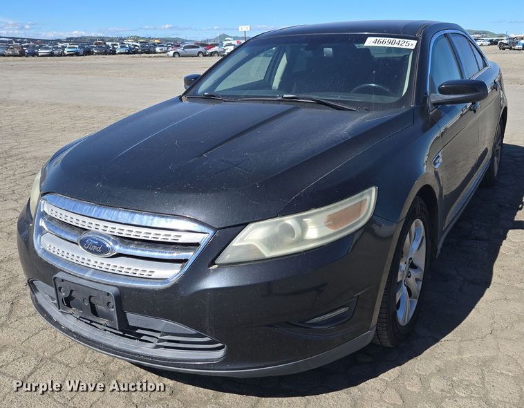 image for item YA0333 2010 Ford Taurus SEL 