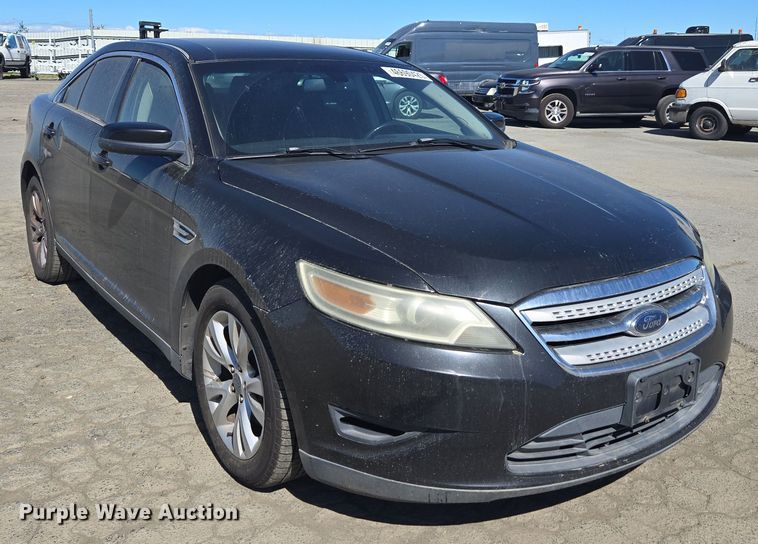 image for item YA0333 2010 Ford Taurus SEL 