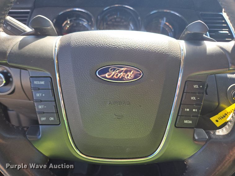 image for item YA0333 2010 Ford Taurus SEL 