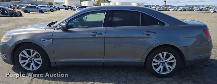 image for item YA0334 2012 Ford Taurus SEL 