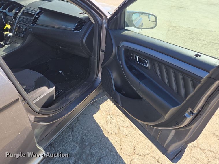 image for item YA0334 2012 Ford Taurus SEL 