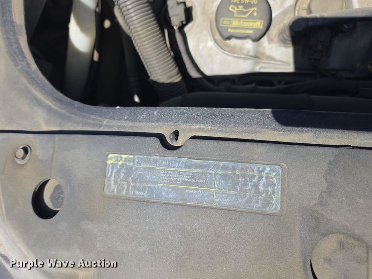 image for item YA0334 2012 Ford Taurus SEL 