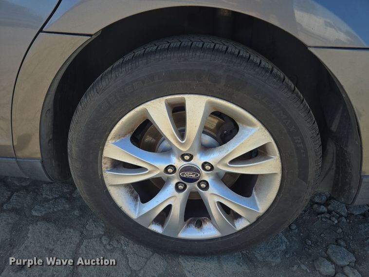 image for item YA0334 2012 Ford Taurus SEL 