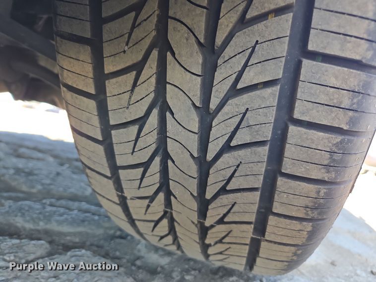 image for item YA0334 2012 Ford Taurus SEL 