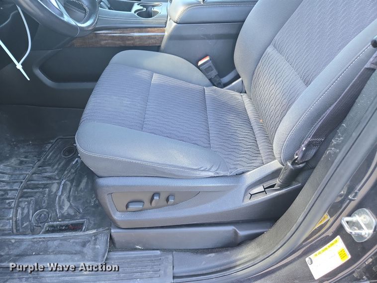 image for item YA0335 2016 Chevrolet Tahoe LS SUV