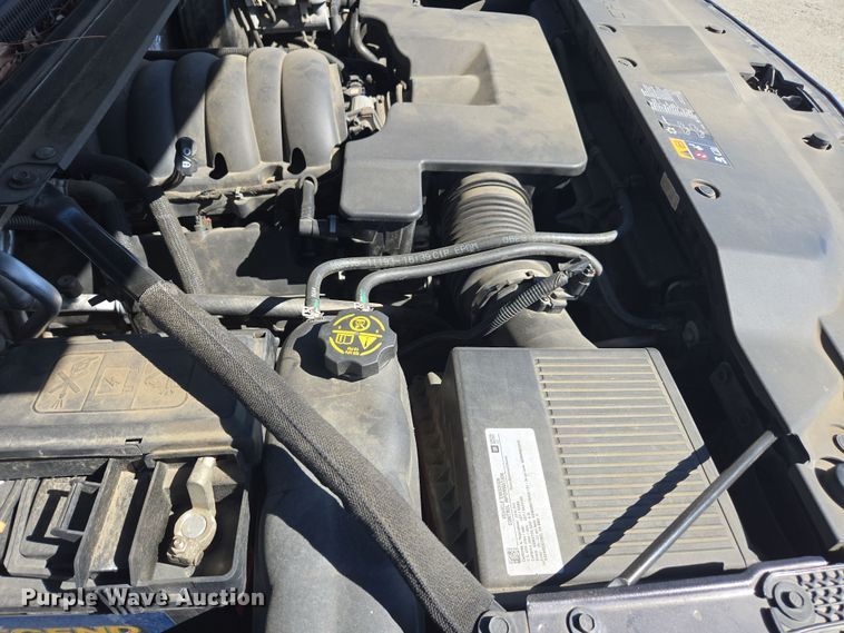 image for item YA0335 2016 Chevrolet Tahoe LS SUV