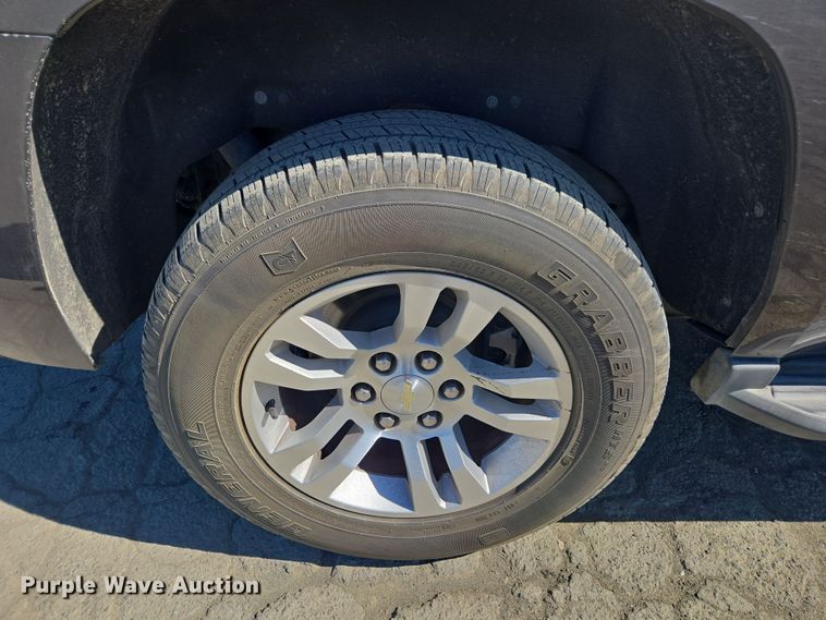 image for item YA0335 2016 Chevrolet Tahoe LS SUV