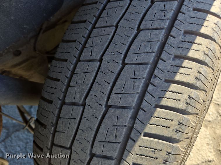 image for item YA0335 2016 Chevrolet Tahoe LS SUV