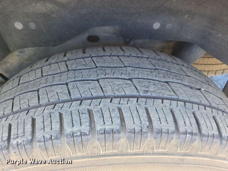 image for item YA0335 2016 Chevrolet Tahoe LS SUV