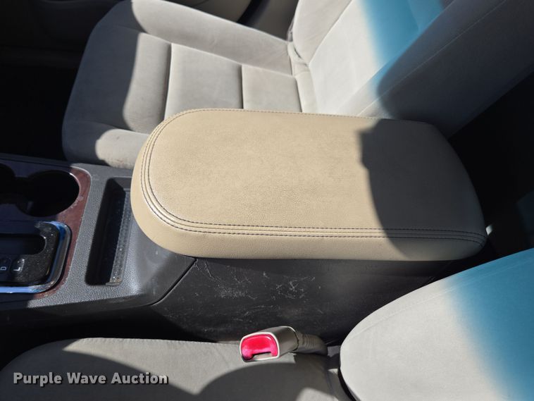 image for item YA0336 2009 Ford Taurus SEL 