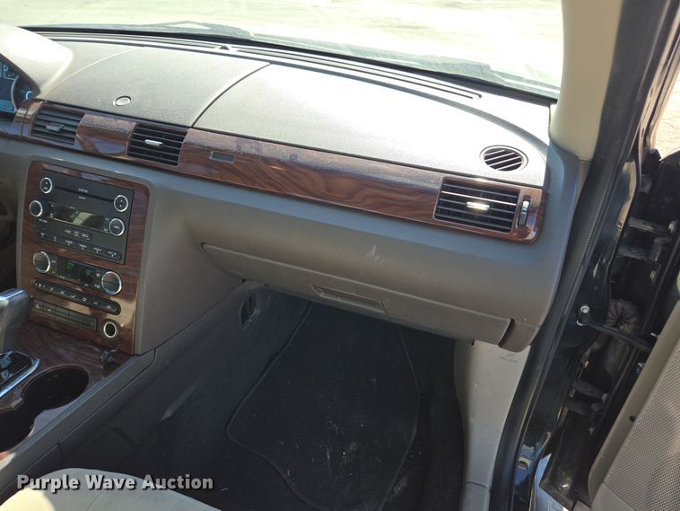 image for item YA0336 2009 Ford Taurus SEL 