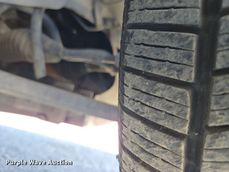 image for item YA0336 2009 Ford Taurus SEL 