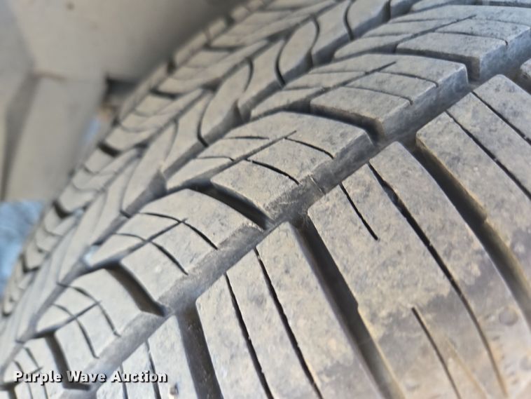 image for item YA0336 2009 Ford Taurus SEL 