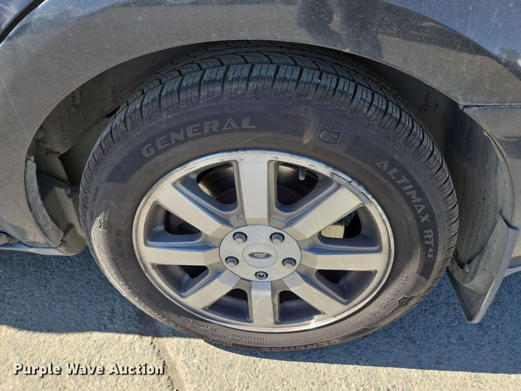 image for item YA0336 2009 Ford Taurus SEL 