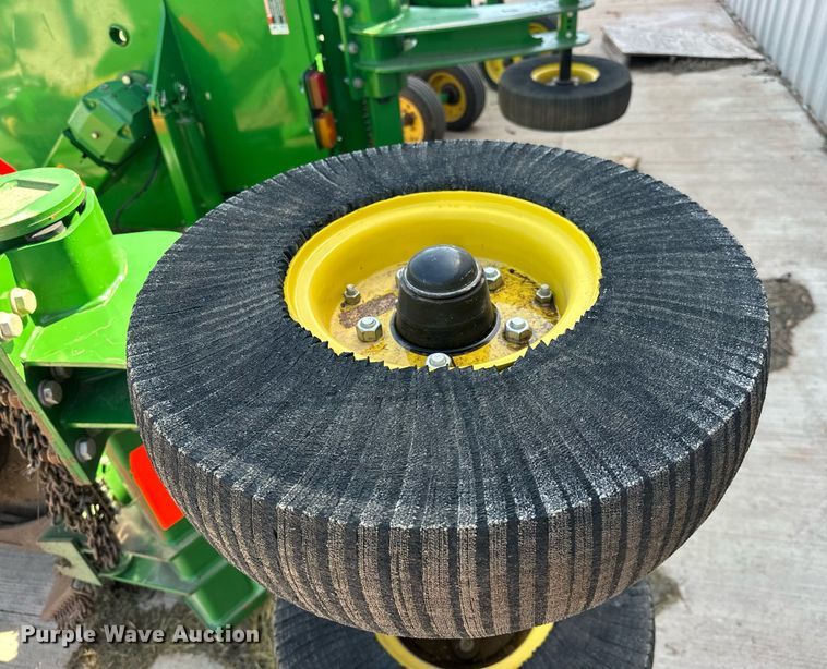 image for item DL1078 2022 John Deere FC15R batwing rotary mower