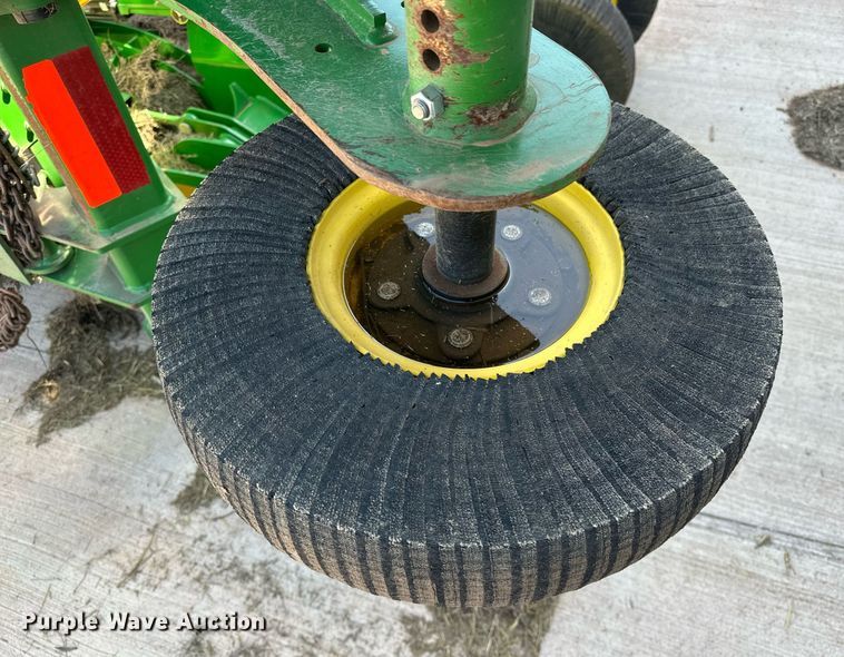 image for item DL1078 2022 John Deere FC15R batwing rotary mower