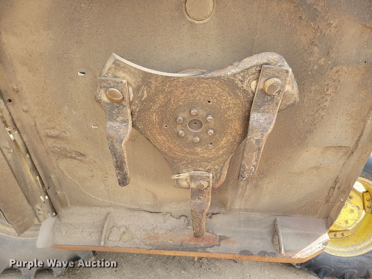 image for item DN3703 1999 John Deere  6210 MFWD tractor