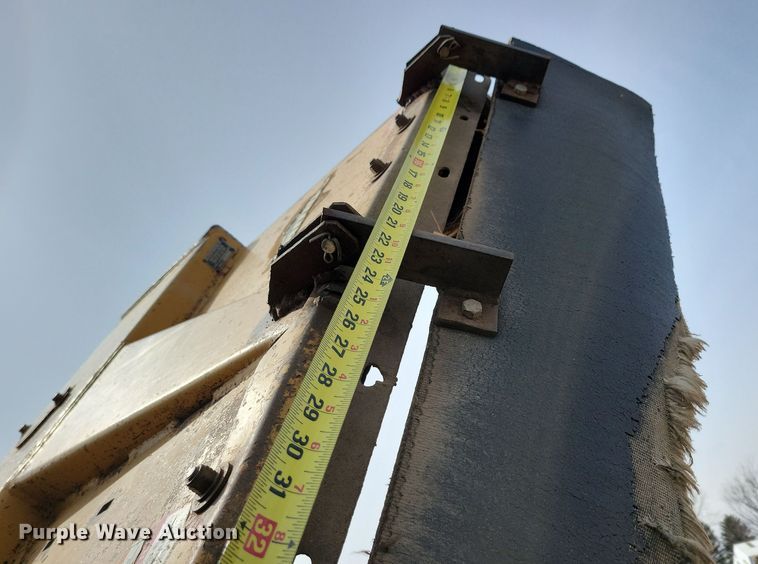 image for item DN3703 1999 John Deere  6210 MFWD tractor