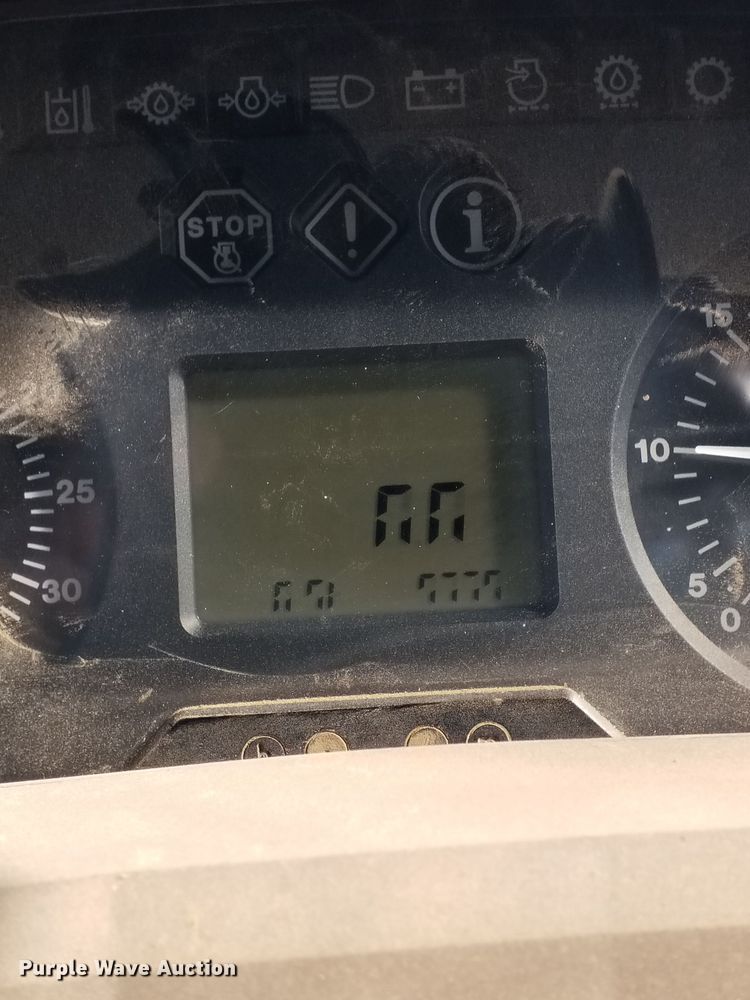 image for item DN3703 1999 John Deere  6210 MFWD tractor