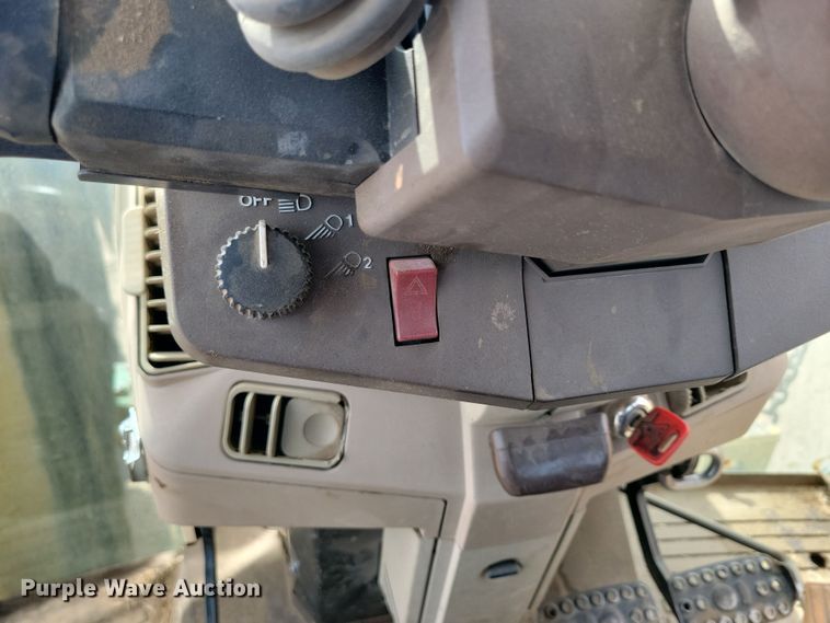 image for item DN3703 1999 John Deere  6210 MFWD tractor